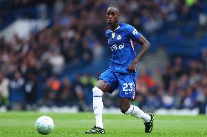 罗马诺：查洛巴经纪人与国米谈判，科莫也在争夺球员