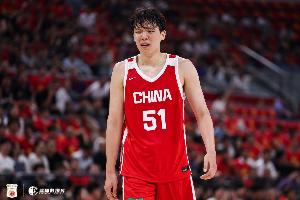 统治力不强！杨瀚森半场5中2得到6分3板1助 正负值+11